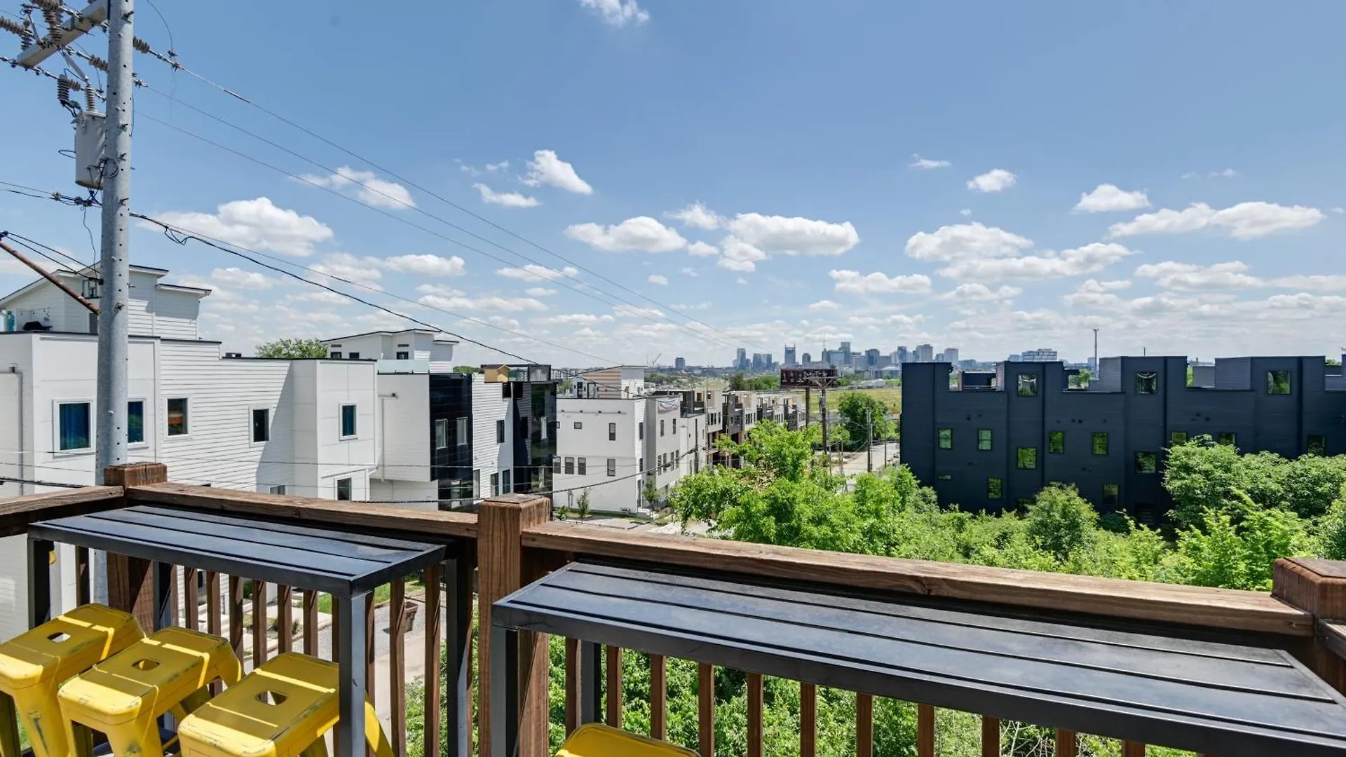 Skyline Views Nashville Townhome 3 Mi To Broadway Holiday home